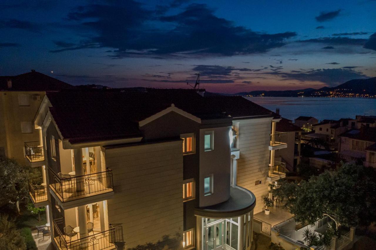 Island Resort Mihaela - Happy Rentals 特罗吉尔 外观 照片