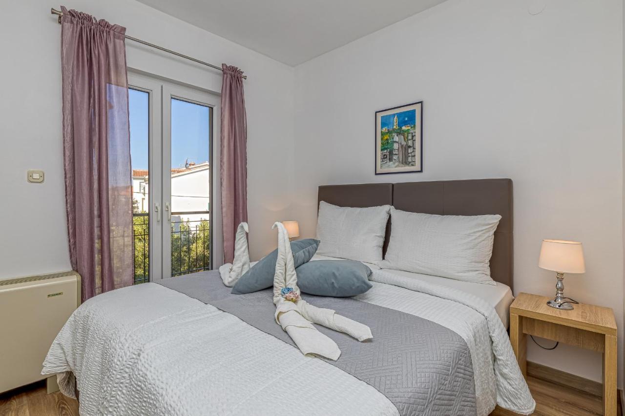 Island Resort Mihaela - Happy Rentals 特罗吉尔 外观 照片